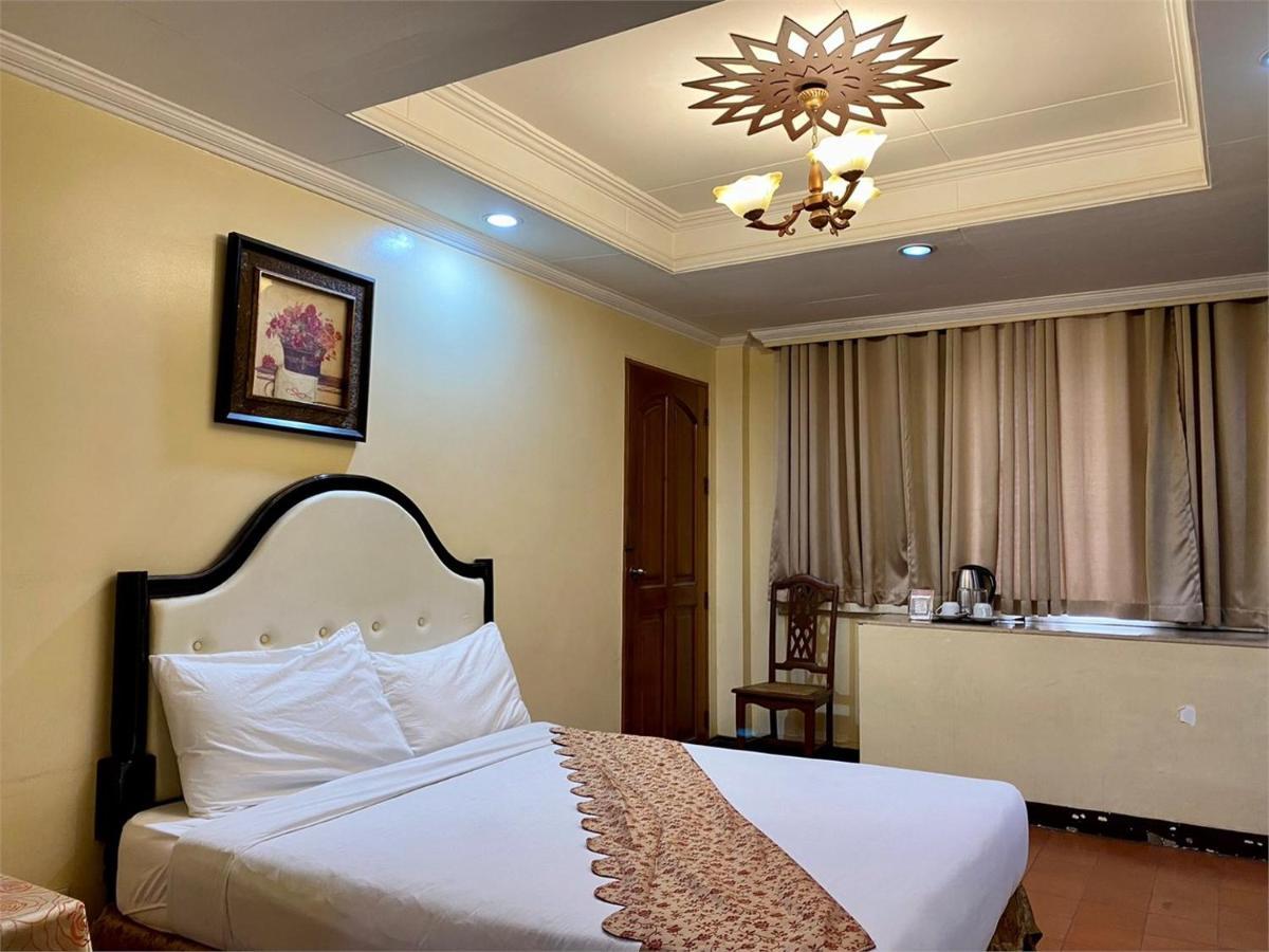 White Knight Hotel Intramuros Manila Ngoại thất bức ảnh