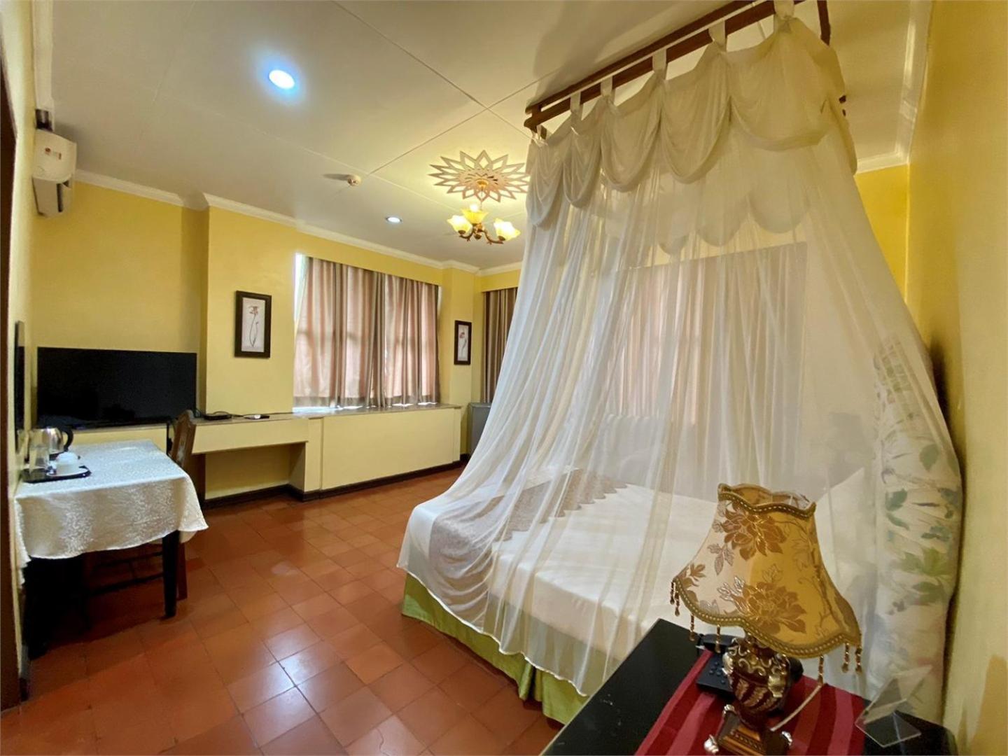 White Knight Hotel Intramuros Manila Ngoại thất bức ảnh