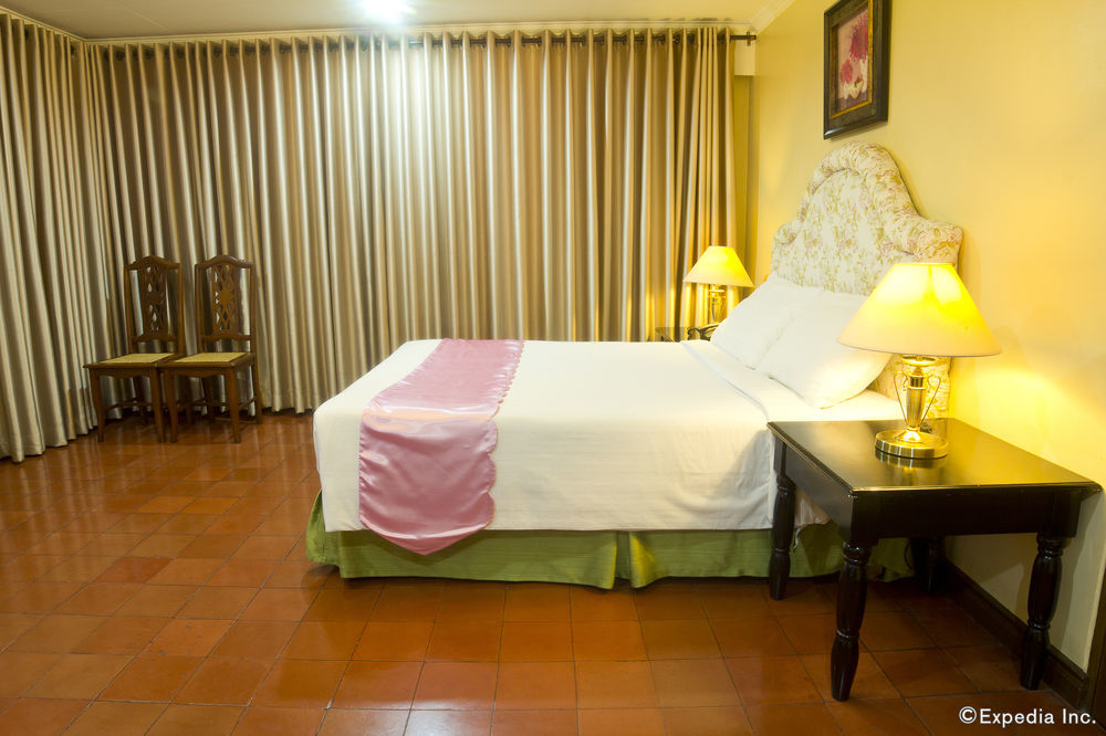 White Knight Hotel Intramuros Manila Ngoại thất bức ảnh