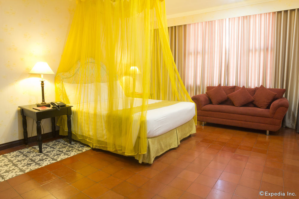White Knight Hotel Intramuros Manila Ngoại thất bức ảnh