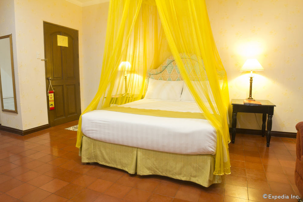 White Knight Hotel Intramuros Manila Ngoại thất bức ảnh