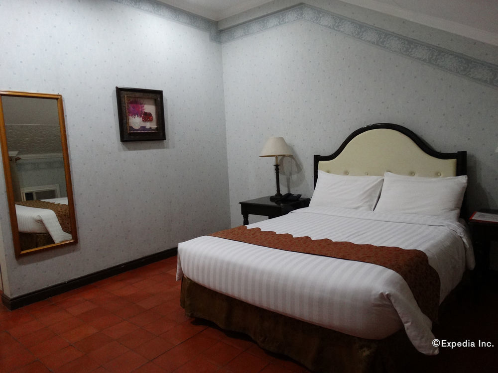 White Knight Hotel Intramuros Manila Ngoại thất bức ảnh