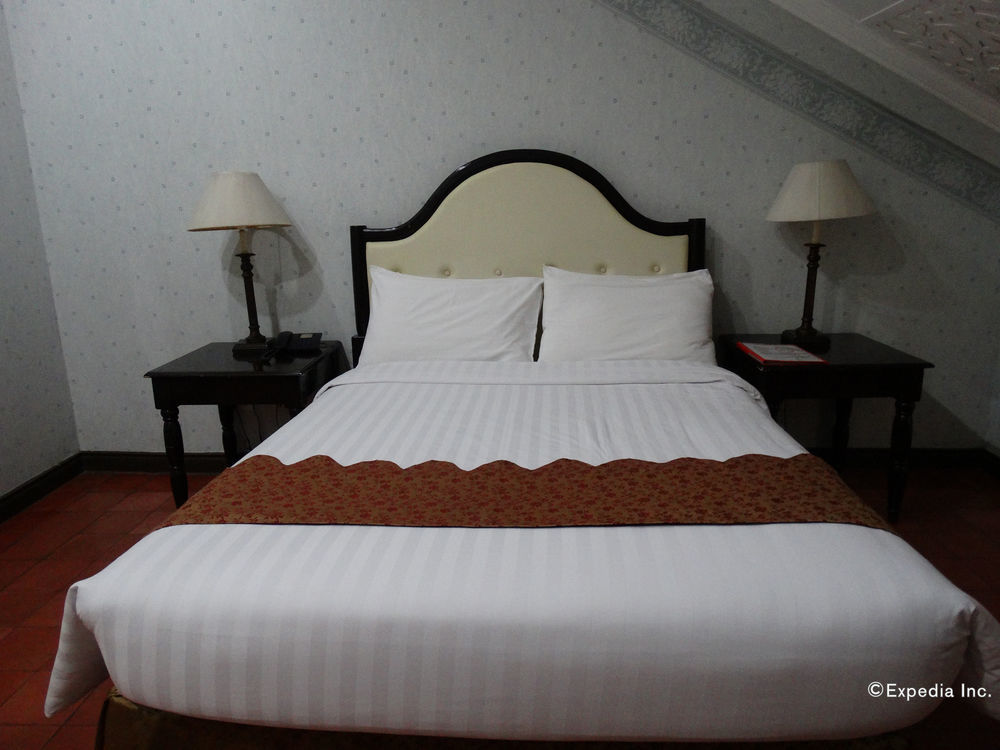 White Knight Hotel Intramuros Manila Ngoại thất bức ảnh