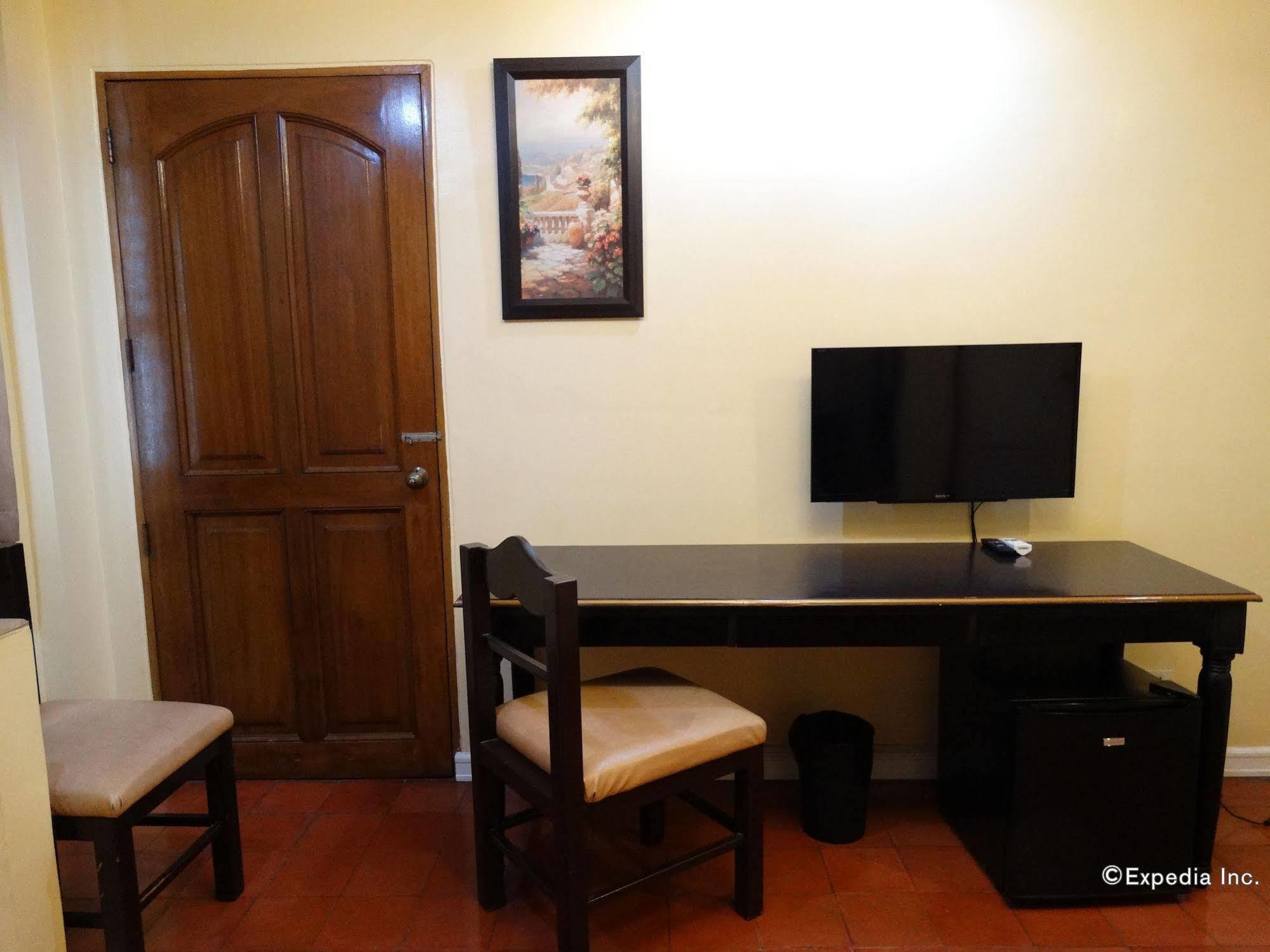White Knight Hotel Intramuros Manila Ngoại thất bức ảnh