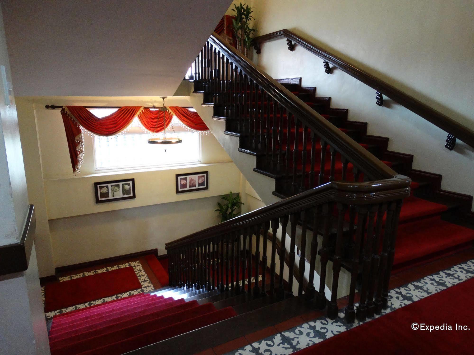 White Knight Hotel Intramuros Manila Ngoại thất bức ảnh