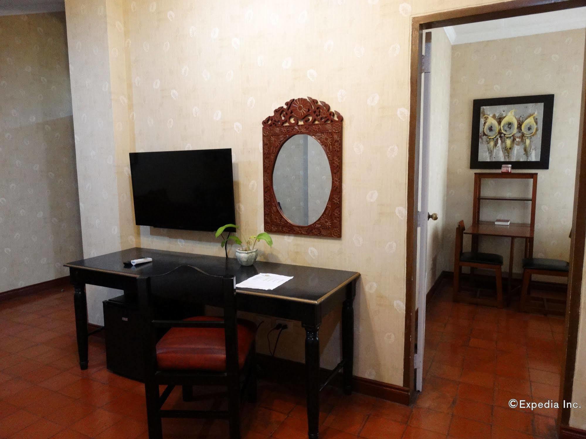 White Knight Hotel Intramuros Manila Ngoại thất bức ảnh