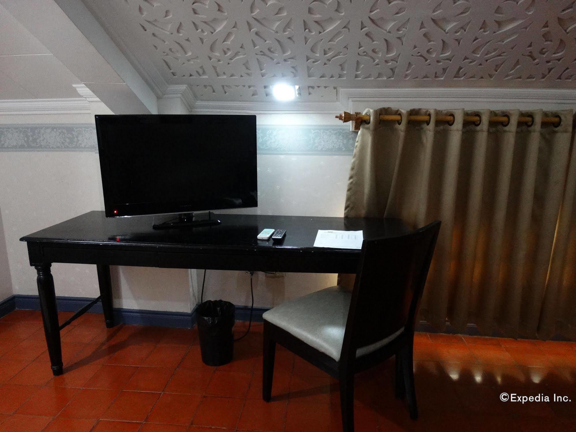 White Knight Hotel Intramuros Manila Ngoại thất bức ảnh