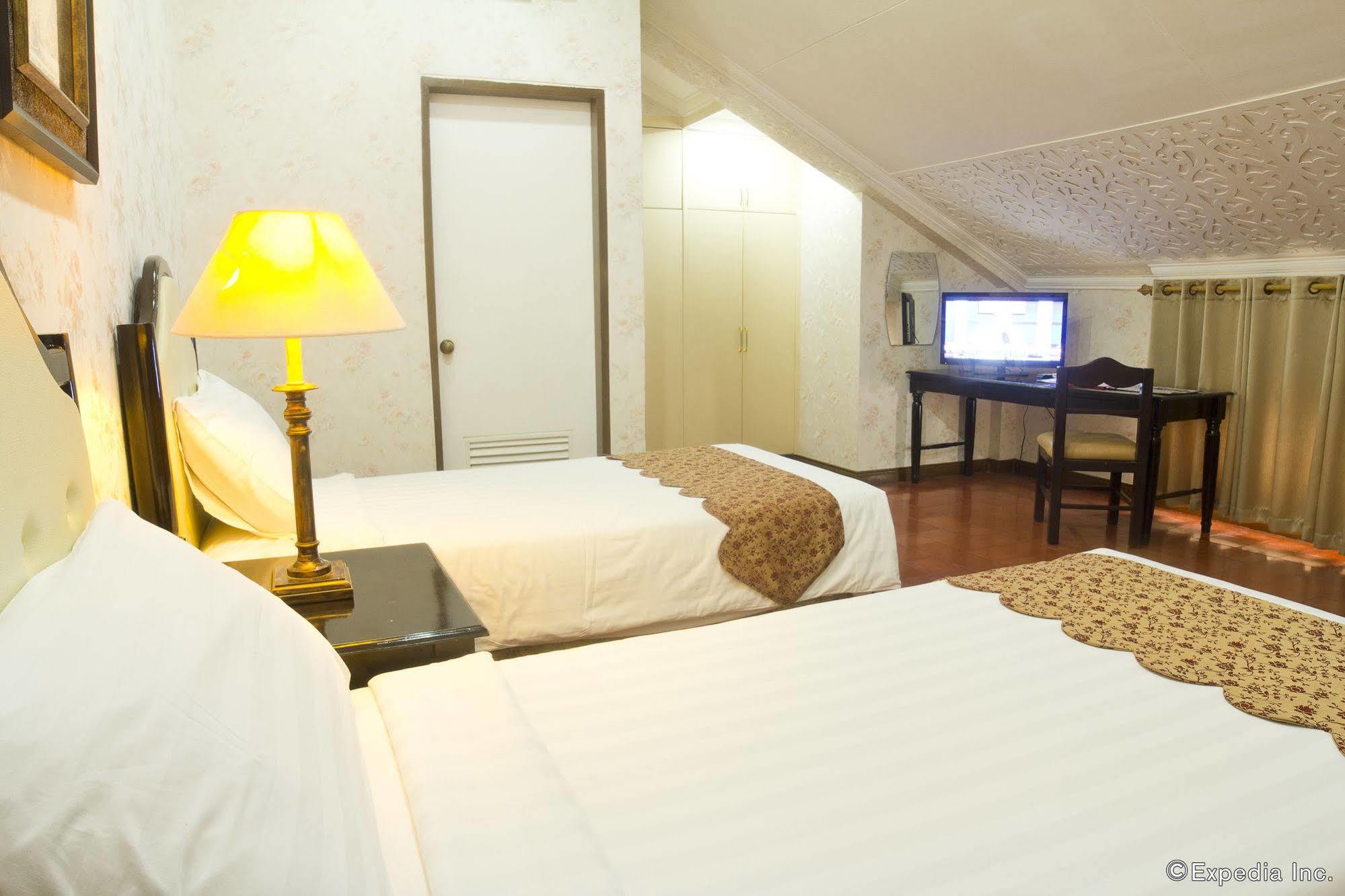 White Knight Hotel Intramuros Manila Ngoại thất bức ảnh
